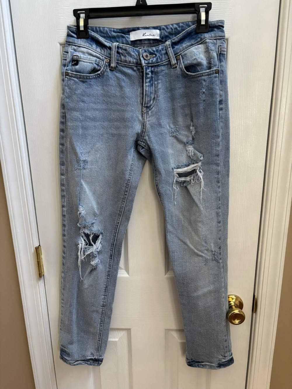 Kancan Jeans Women’s Light Denim Distressed Jeans, Size 1/24, EUC